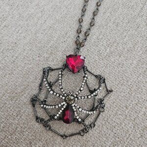 Betsey Johnson Halloween collection spider necklace